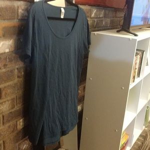Lularoe Classic Tee XL
